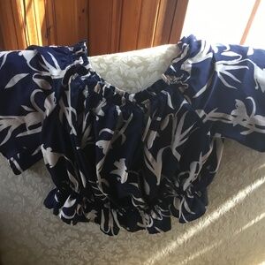 Short midriff blouse size M
